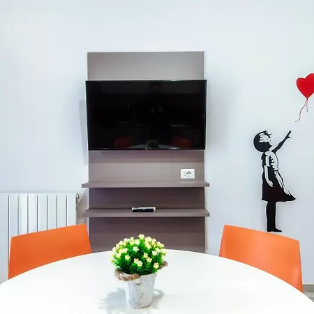 Lianora Apartment By Quokka 360 - Comfortable And Modern Flat In The Centre Of Como Exterior photo
