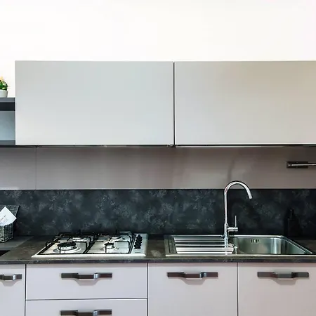 Lianora Apartment By Quokka 360 - Comfortable And Modern Flat In The Centre Of Como Exterior photo